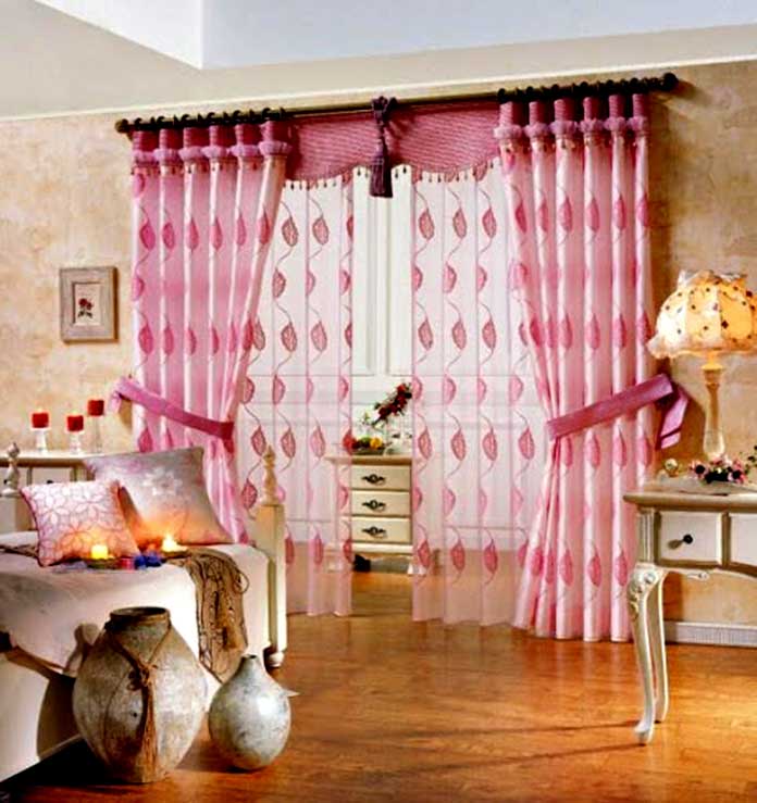 Hoạ tiết nổi bật trên rèm trang trí phòng ngủ Hoạ tiết nổi bật trên rèm trang trí phòng ngủ
