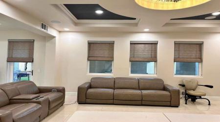 Công Dụng Của Rèm Roman Trong Trang Trí Nội Thất