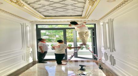 Kỹ Thuật Nhân Viên Lắp Đặt Rèm Màn Cửa Tại Davina