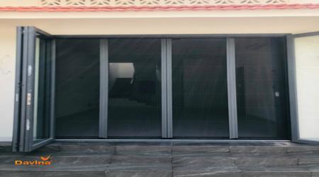 Rèm Lưới Chống Muỗi: Giải Pháp Hiệu Quả Cho Môi Trường Sống An Toàn!